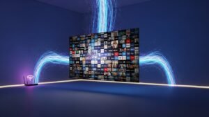 O imagine conceptuală a tehnologiei IPTV, arătând fluxuri de date digitale care intră într-un ecran de televizor modern, simbolizând livrarea divertismentului prin internet.